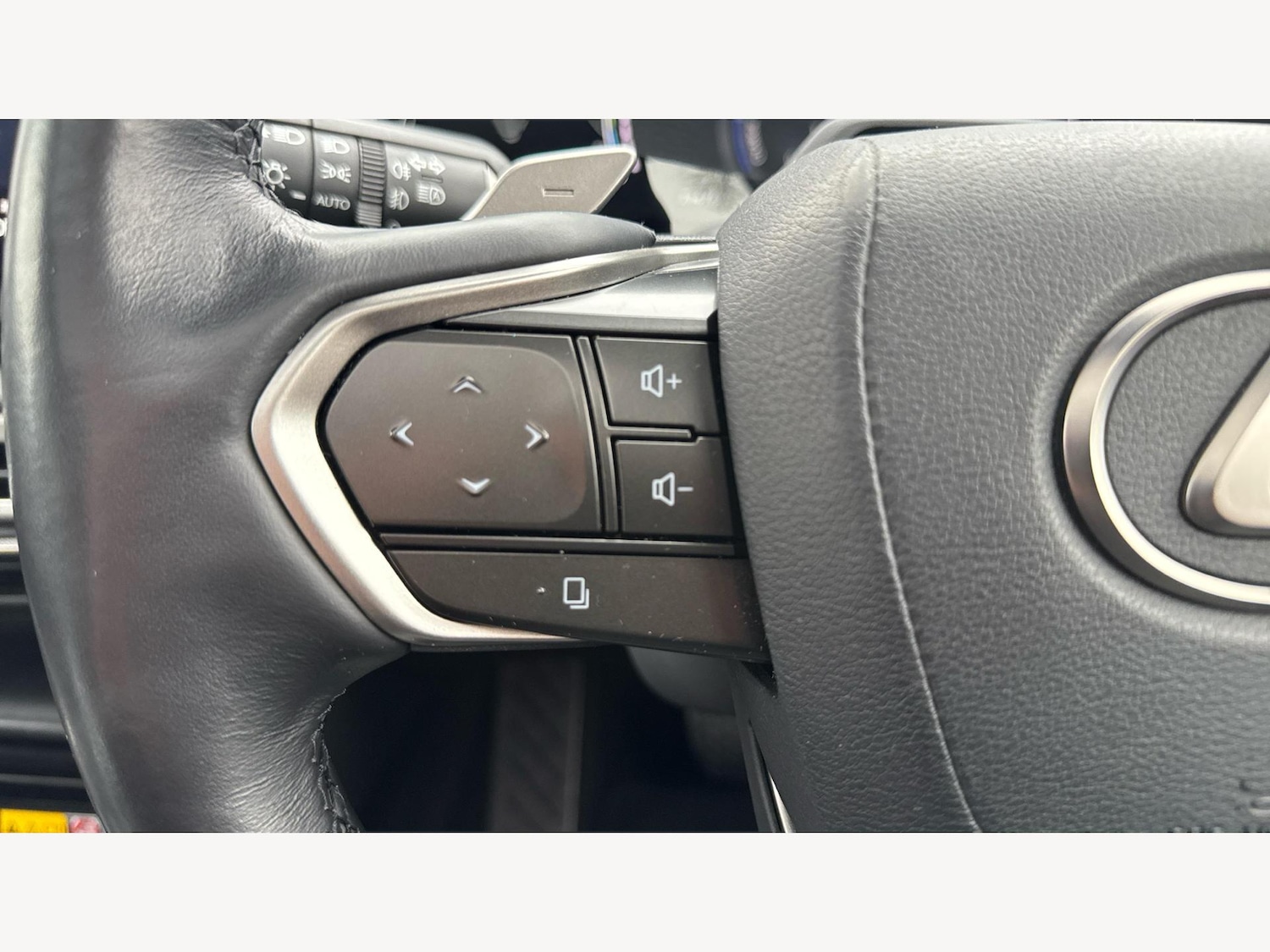 Used Lexus RX 2023 for sale - 77074287: Photo 31