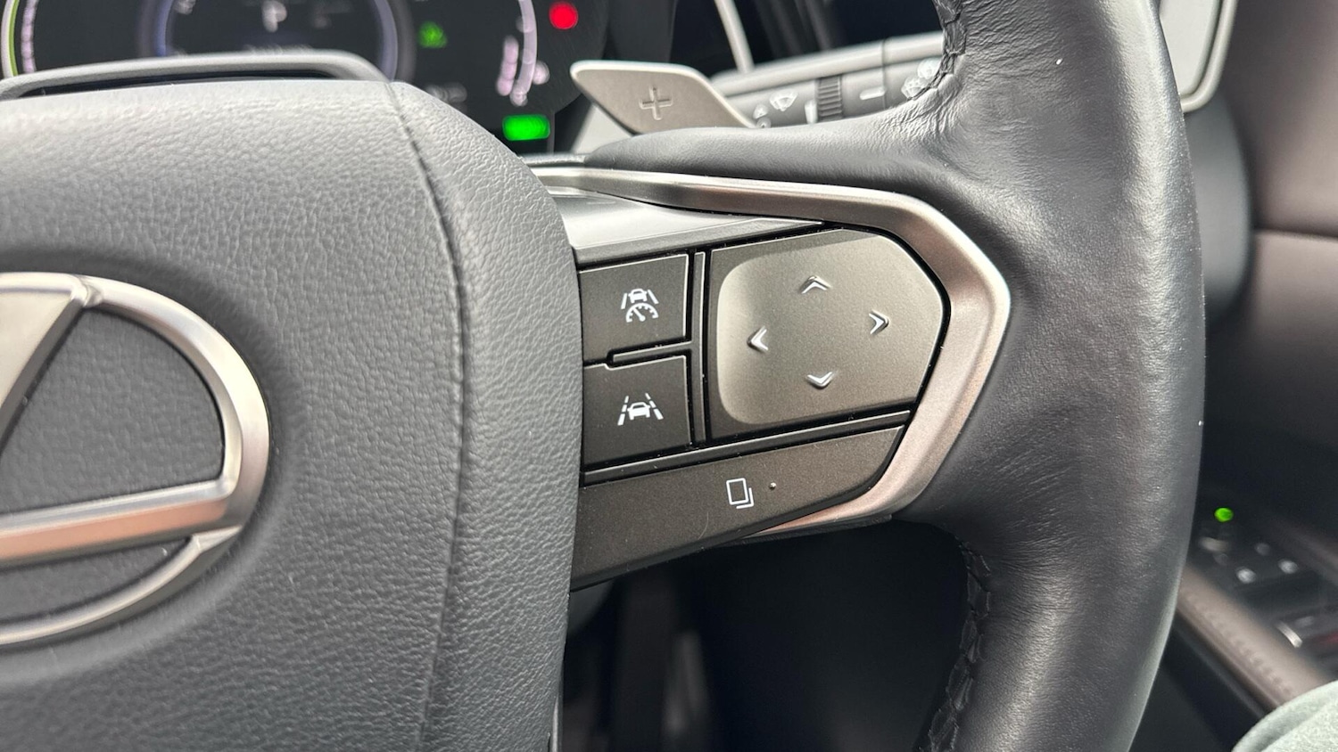 Used Lexus RX 2023 for sale - 77074287: Photo 32