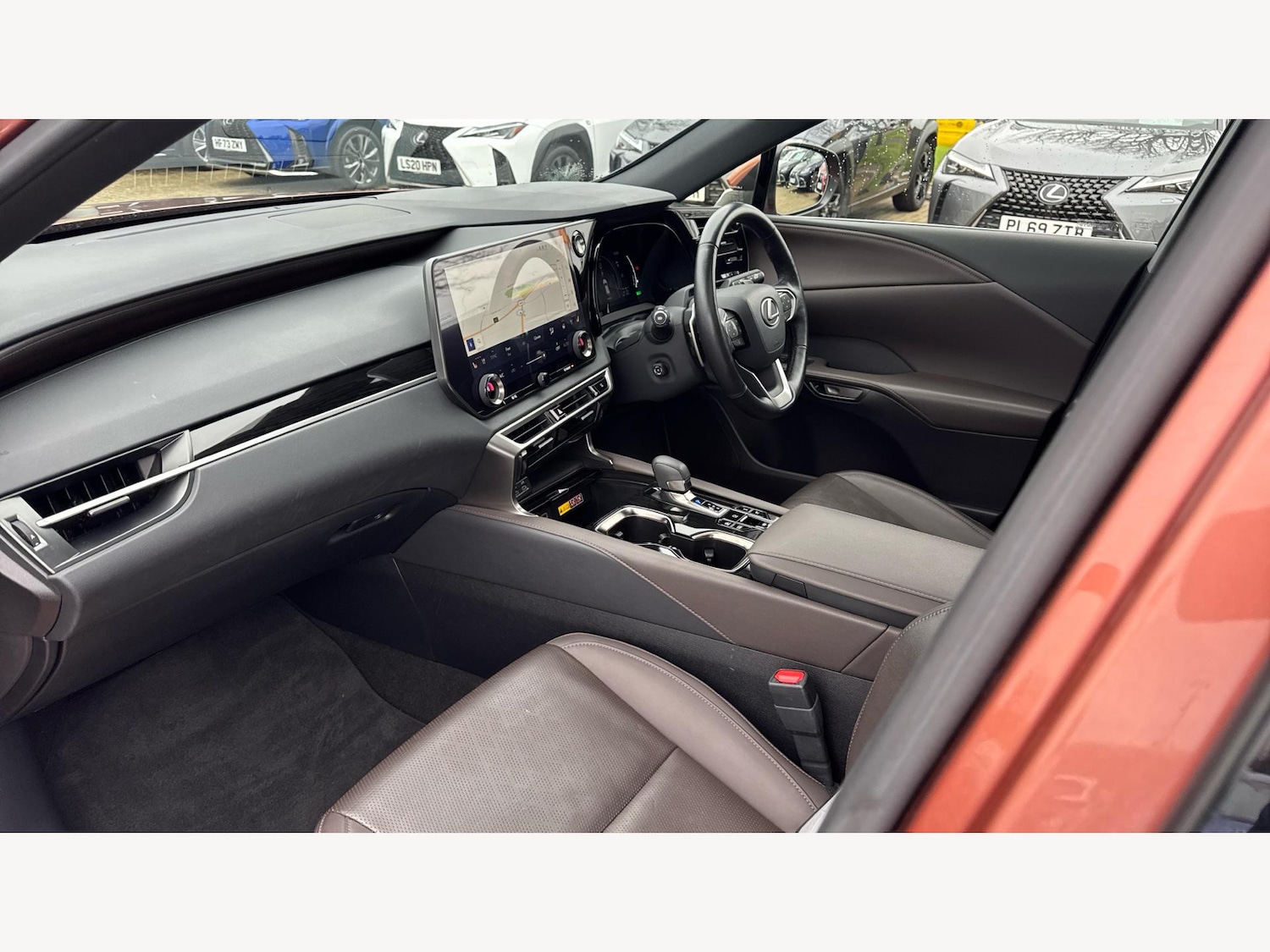 Used Lexus RX 2023 for sale - 77074287: Photo 8