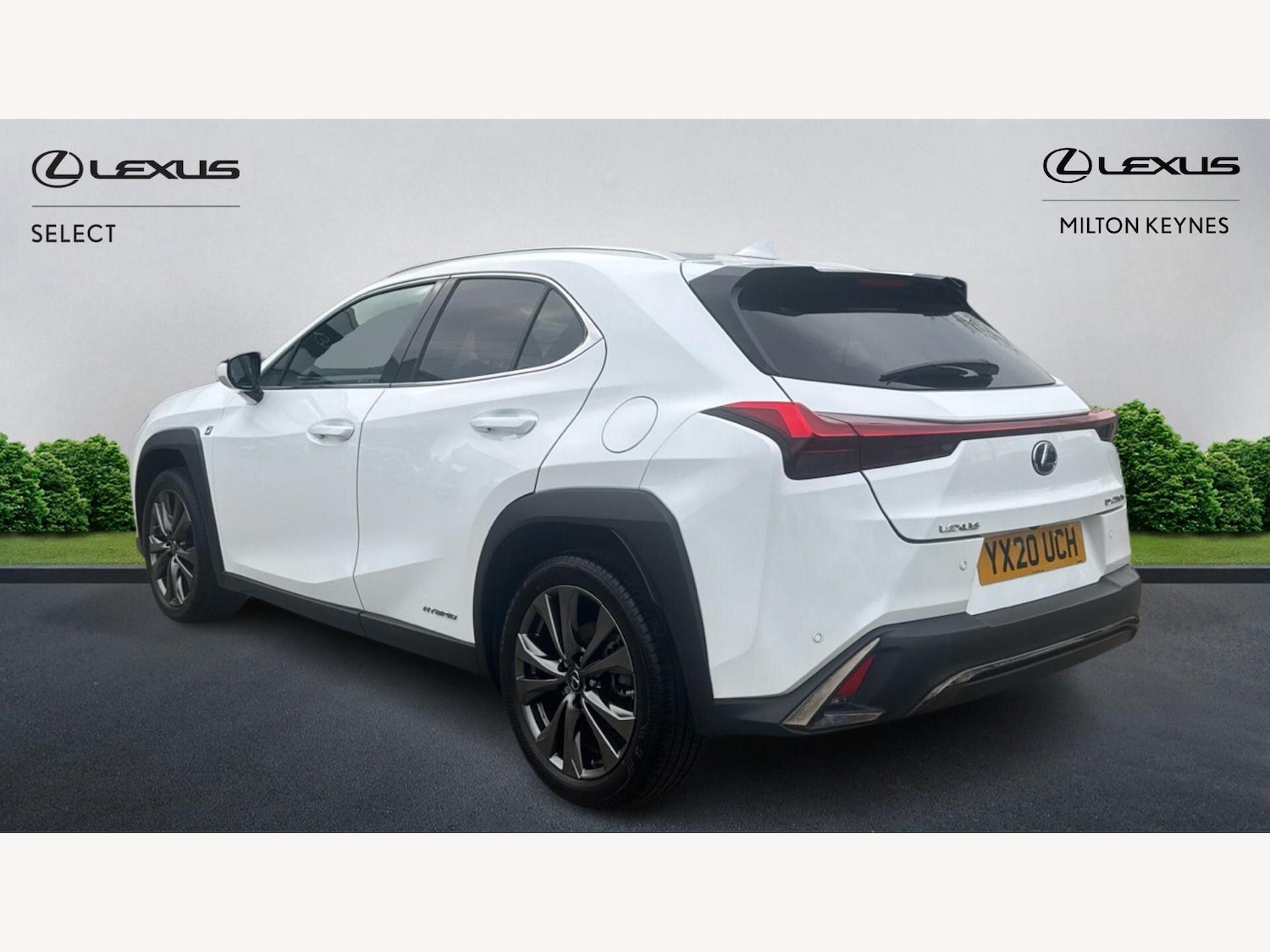Used Lexus UX 2020 for sale - 77994174: Photo 2