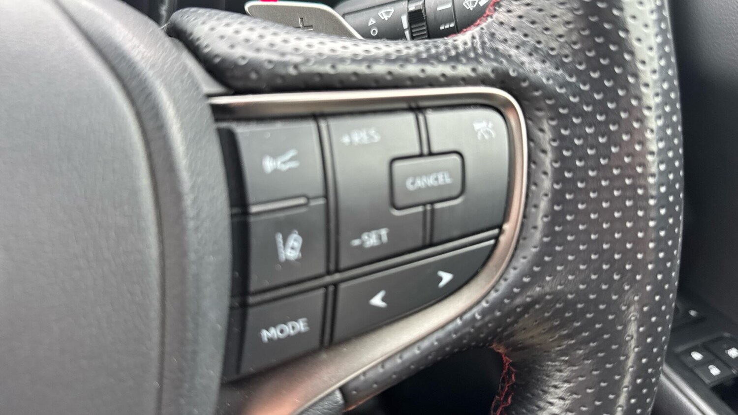 Used Lexus UX 2020 for sale - 77994174: Photo 32