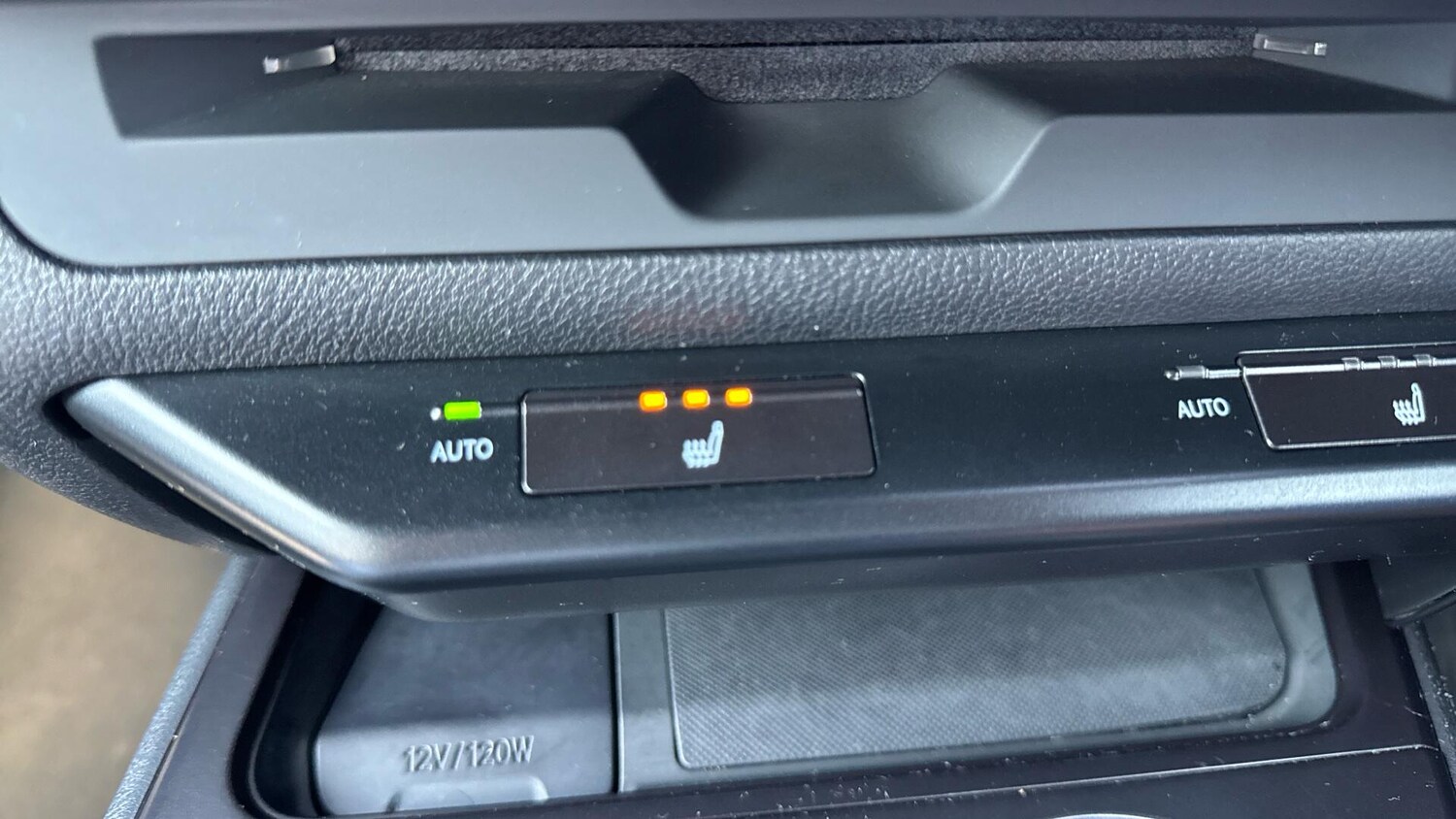 Used Lexus UX 2022 for sale - 77970657: Photo 38