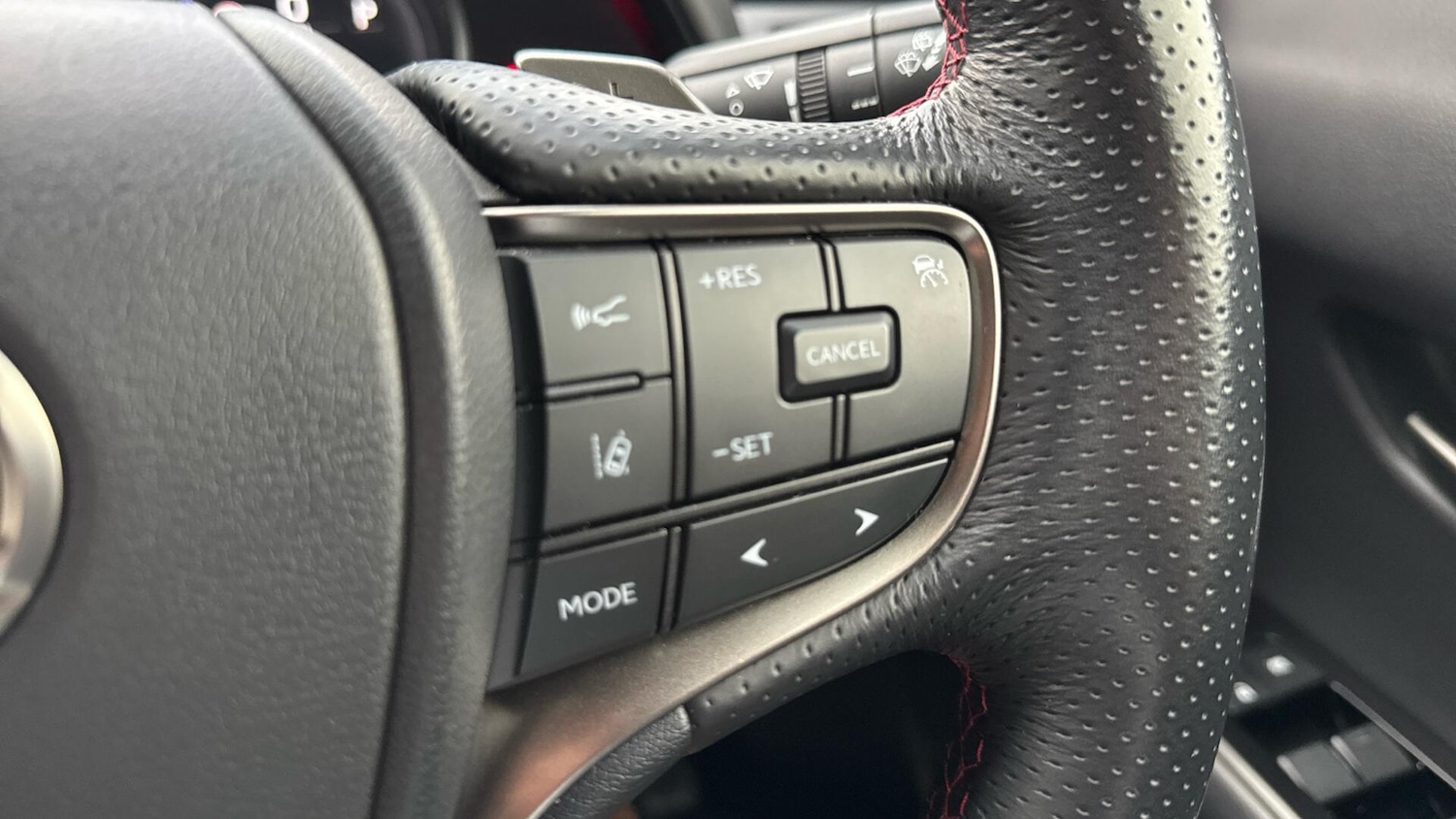 Used Lexus UX 2022 for sale - 76337768: Photo 33