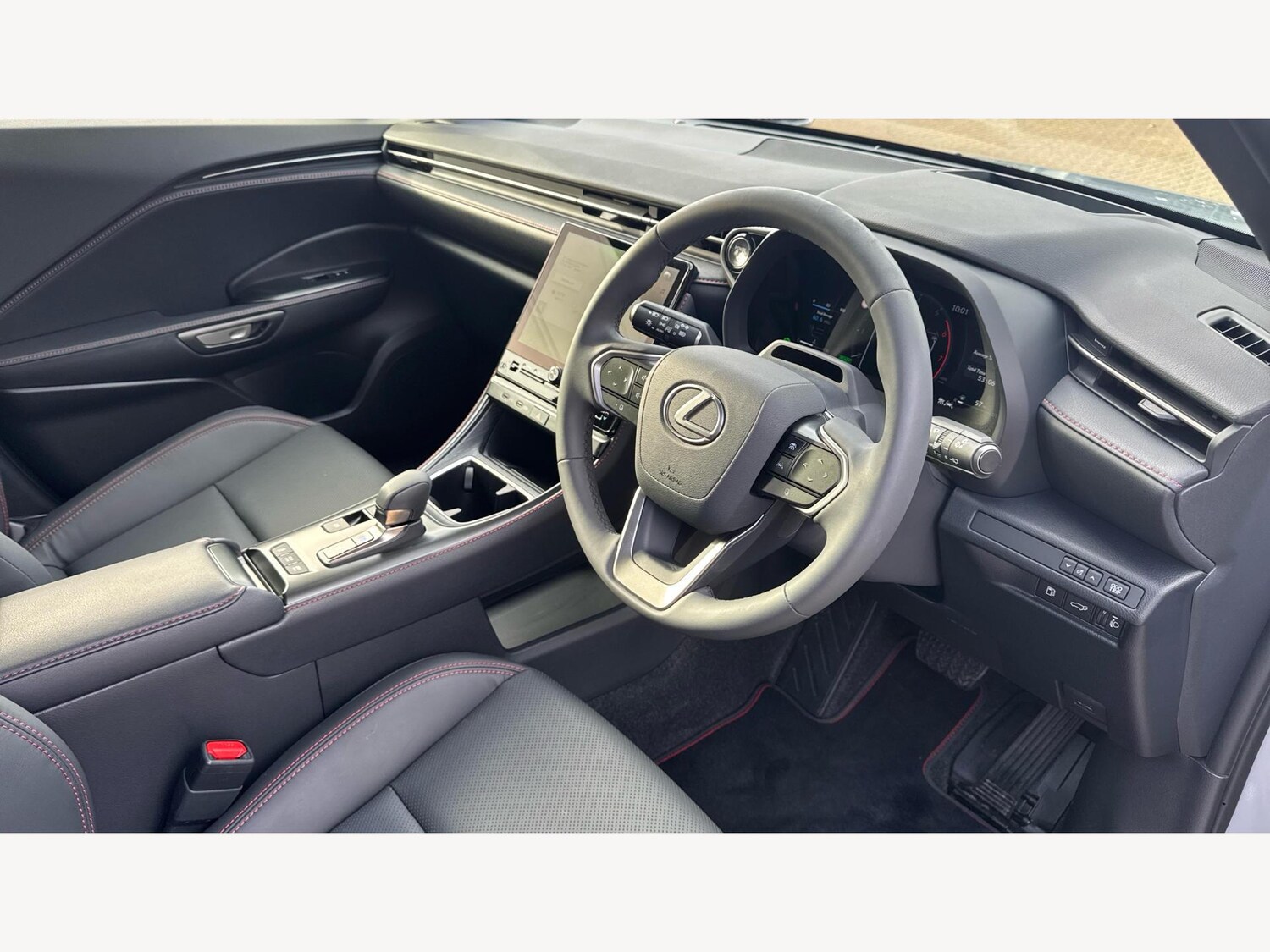 Used Lexus LBX 2025 for sale - 76240252: Photo 15