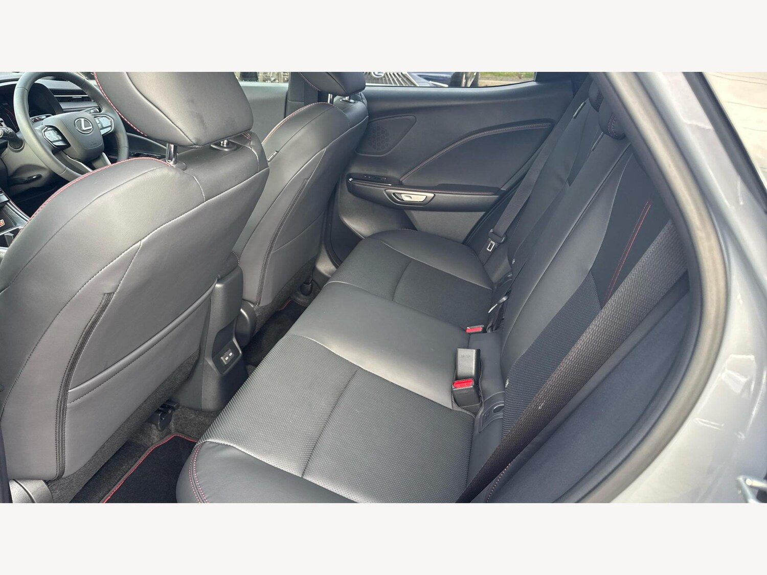 Used Lexus LBX 2025 for sale - 76240252: Photo 16