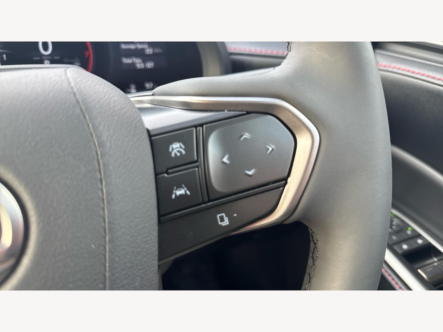 Used Lexus LBX 2025 for sale - 76240252: Photo 31