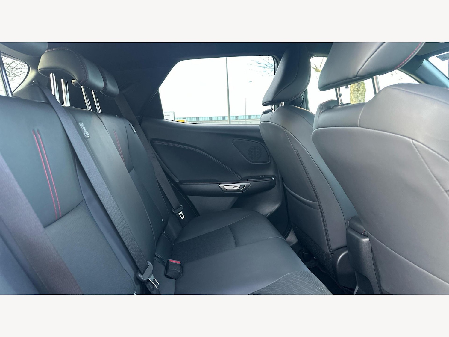 Used Lexus LBX 2025 for sale - 77440214: Photo 11