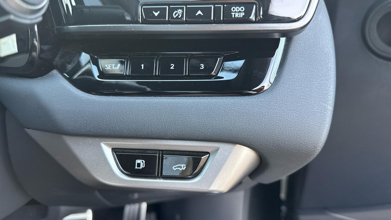 Used Lexus RX 2024 for sale - 77768070: Photo 36