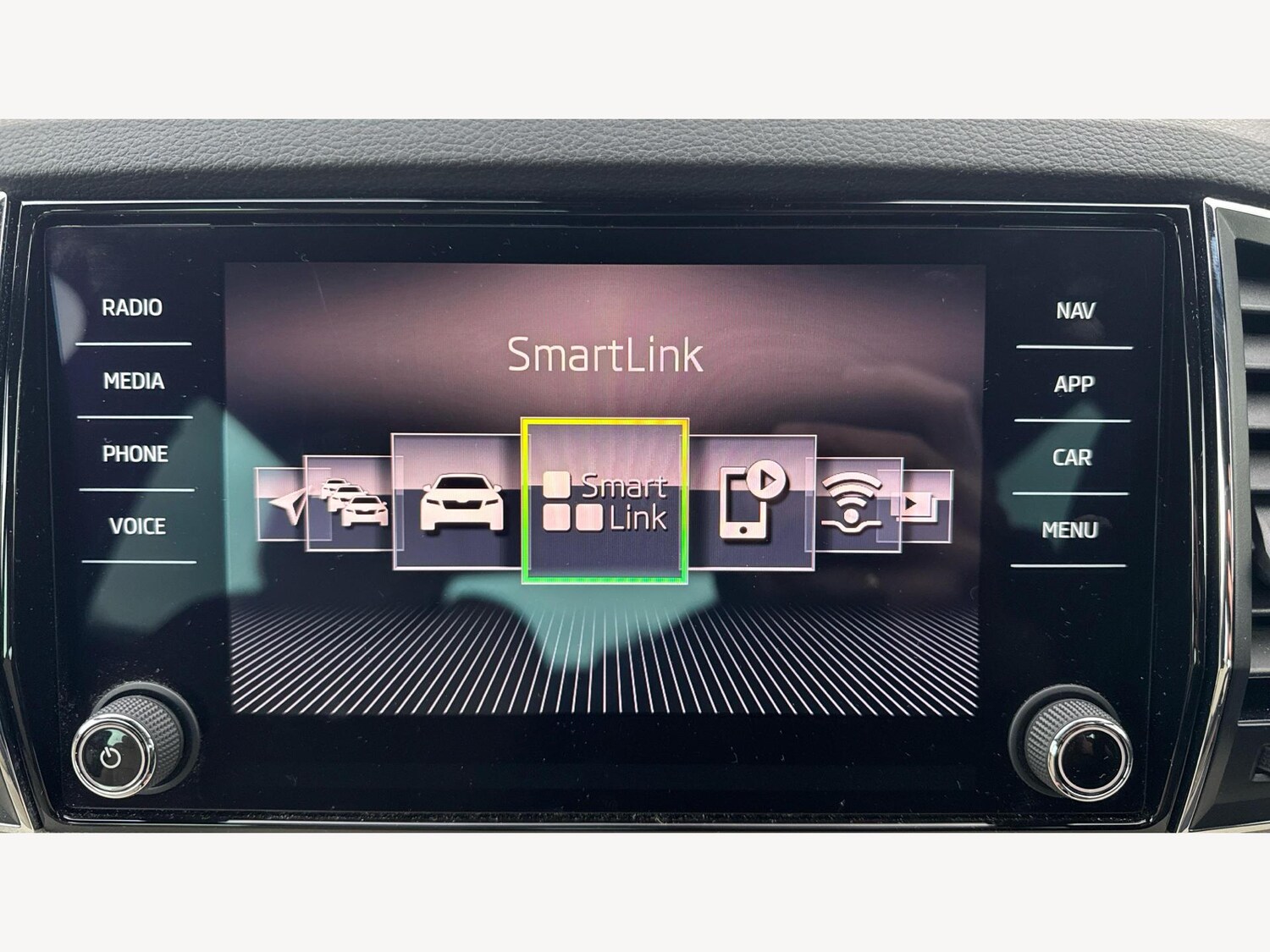 Used Skoda Karoq 2018 for sale - 77216160: Photo 23