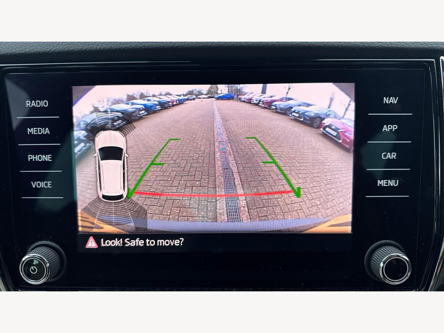 Used Skoda Karoq 2018 for sale - 77216160: Photo 26