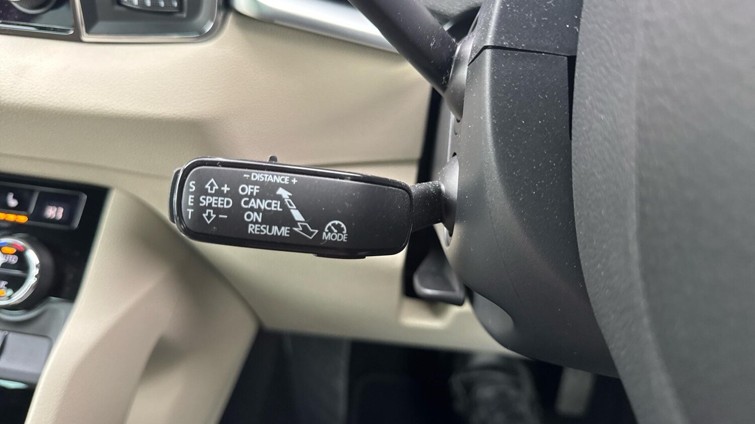 Used Skoda Karoq 2018 for sale - 77216160: Photo 33