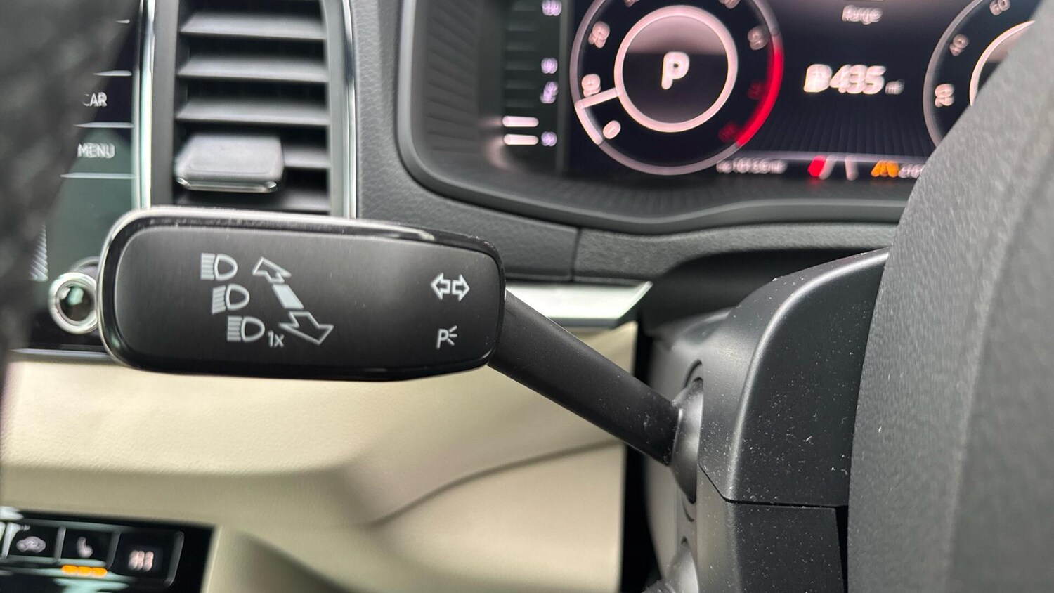 Used Skoda Karoq 2018 for sale - 77216160: Photo 34