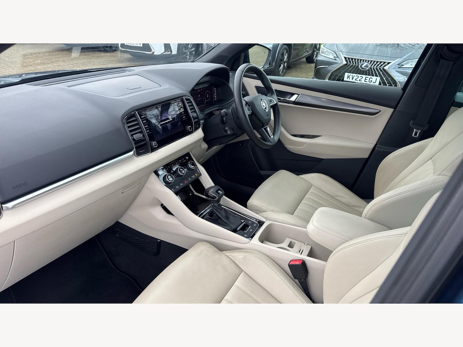 Used Skoda Karoq 2018 for sale - 77216160: Photo 8