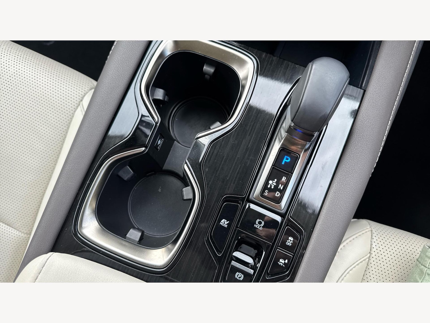 Used Lexus RX 2023 for sale - 76422502: Photo 29