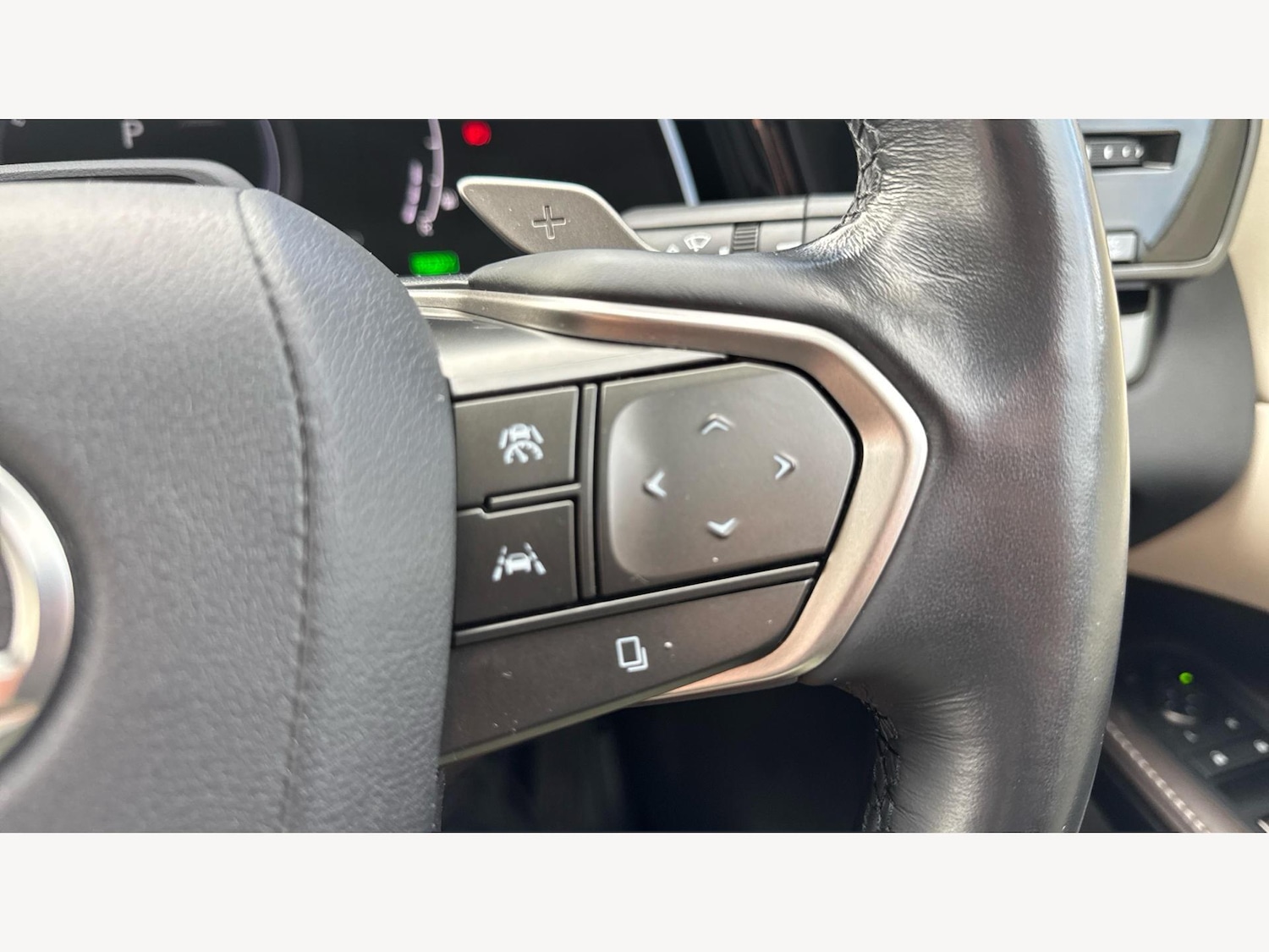 Used Lexus RX 2023 for sale - 76422502: Photo 31