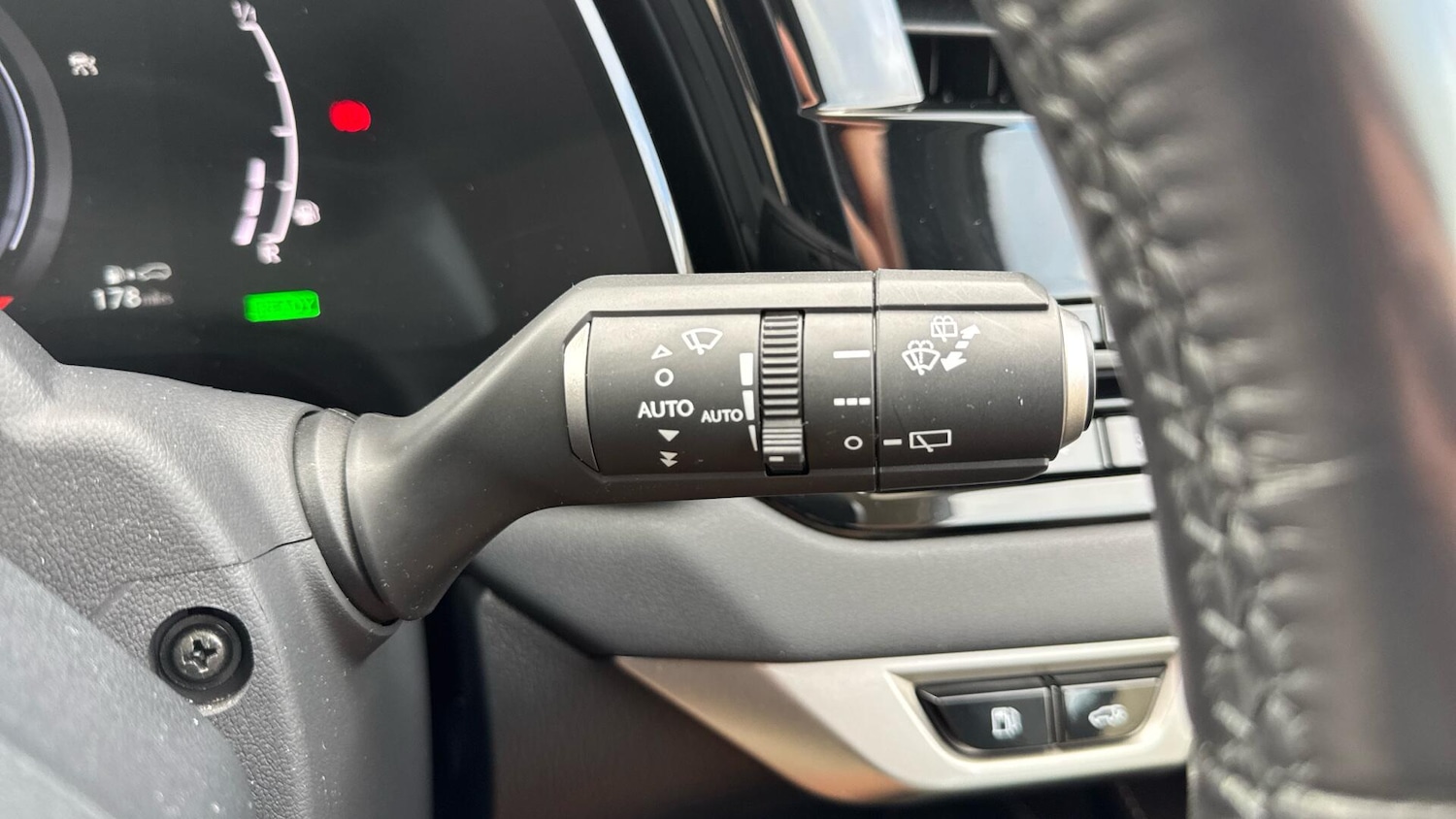 Used Lexus RX 2023 for sale - 76422502: Photo 34