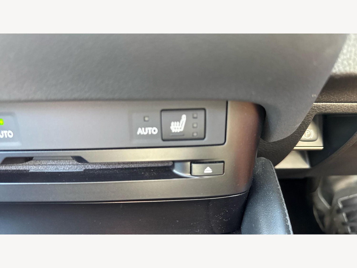 Used Lexus ES 2021 for sale - 75927659: Photo 32