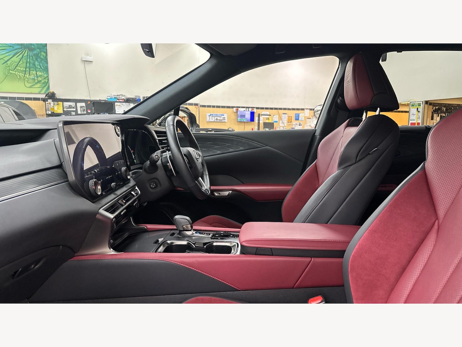 Used Lexus RX 2024 for sale - 77412088: Photo 8