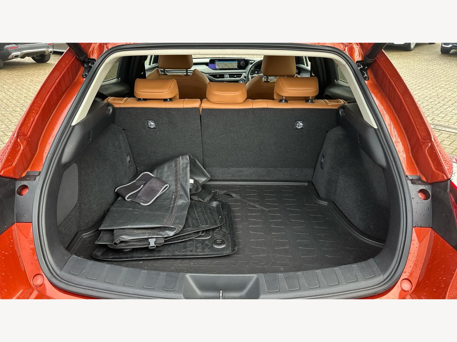 Used Lexus UX for sale - 77484238: Photo 17