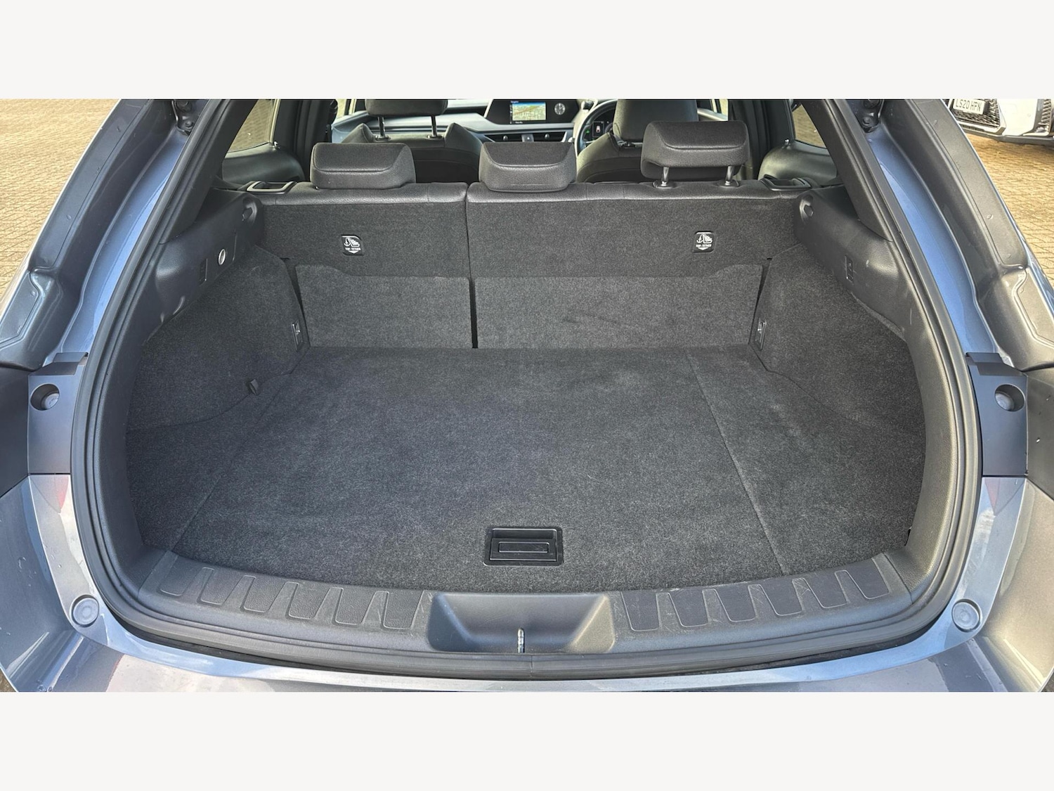 Used Lexus UX 2021 for sale - 76689904: Photo 17