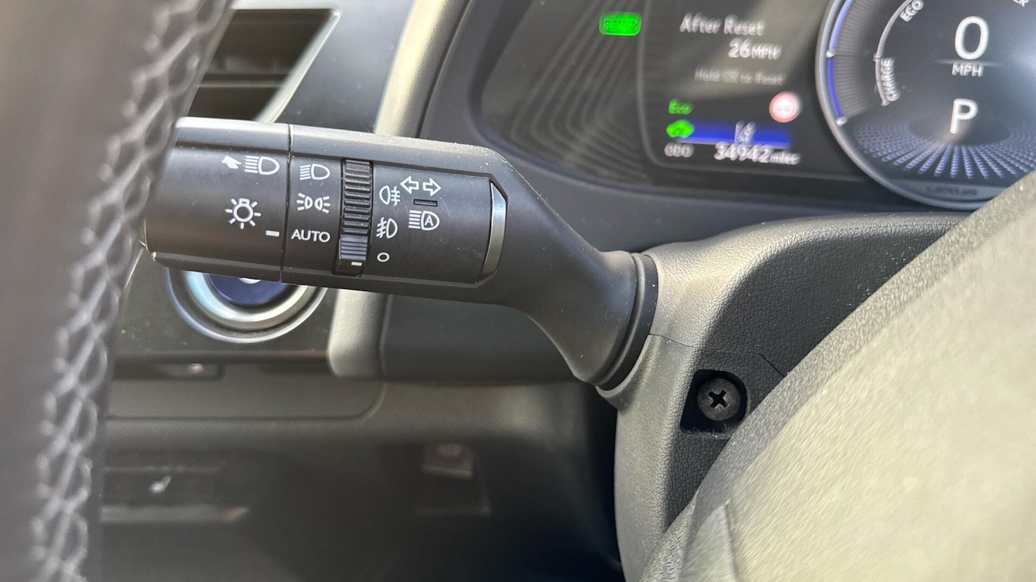 Used Lexus UX 2021 for sale - 76689904: Photo 33