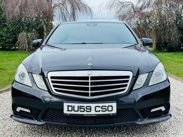 Used Mercedes-Benz E Class 2009 for sale - 77854650: Photo 2