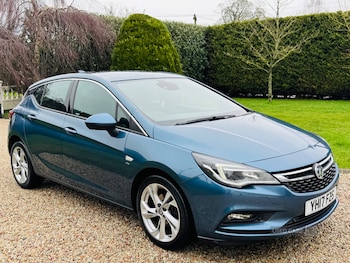 Used Vauxhall Astra 2017 for sale - 77441845: Photo