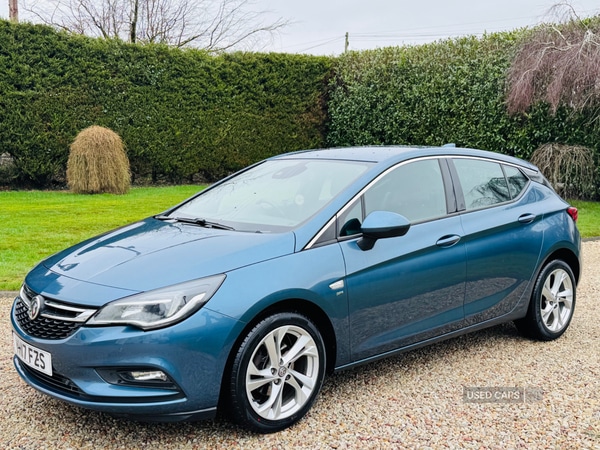 Used Vauxhall Astra 2017 for sale - 77441845: Photo 2