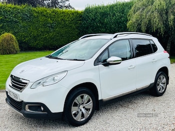 Used Peugeot 2008 2016 for sale - 79541096: Photo