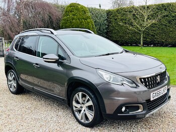 Used Peugeot 2008 2016 for sale - 77769991: Photo