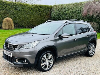 Used Peugeot 2008 2016 for sale - 77769991: Photo