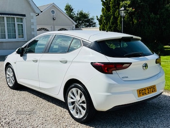 Used Vauxhall Astra 2017 for sale - 79086015: Photo