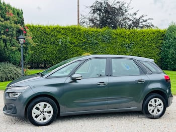 Used Citroen C4 Picasso 2016 for sale - 79688706: Photo