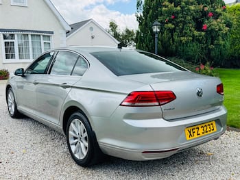 Used Volkswagen Passat 2015 for sale - 79742438: Photo