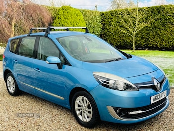 2013 - 1.5 dCi Dynamique TomTom Energy 5dr [Start Stop]