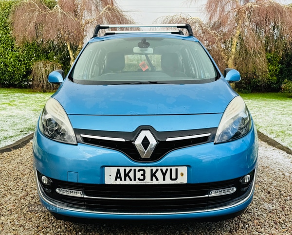Used Renault Grand Scenic 2013 for sale - 76646476: Photo 2