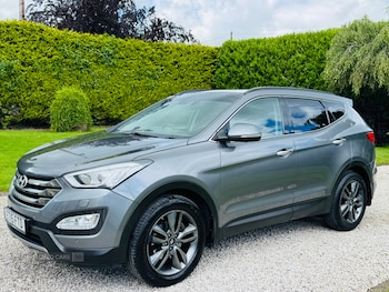 Used Hyundai Santa Fe 2015 for sale - 78867504: Photo