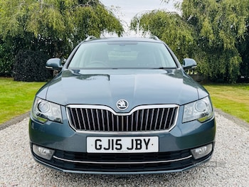 Used Skoda Superb 2015 for sale - 75635803: Photo