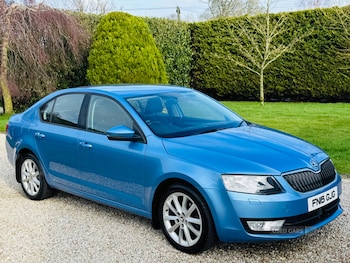 2015 - 1.6 TDI CR Elegance 5dr