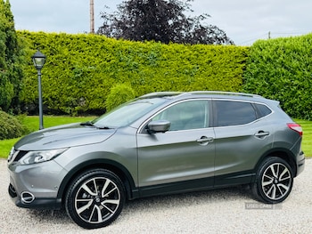 Used Nissan Qashqai 2017 for sale - 78898919: Photo