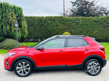 Used Kia Stonic 2018 for sale - 76014374: Photo