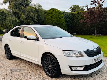2015 - 1.6 TDI CR Black Edition 5dr
