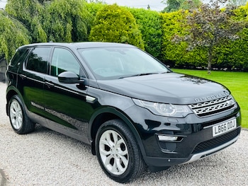 Used Land Rover Discovery Sport 2017 for sale - 78935972: Photo