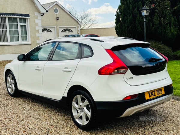 Used Volvo V40 2016 for sale - 76634558: Photo 3