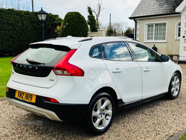 Used Volvo V40 2016 for sale - 76634558: Photo 4