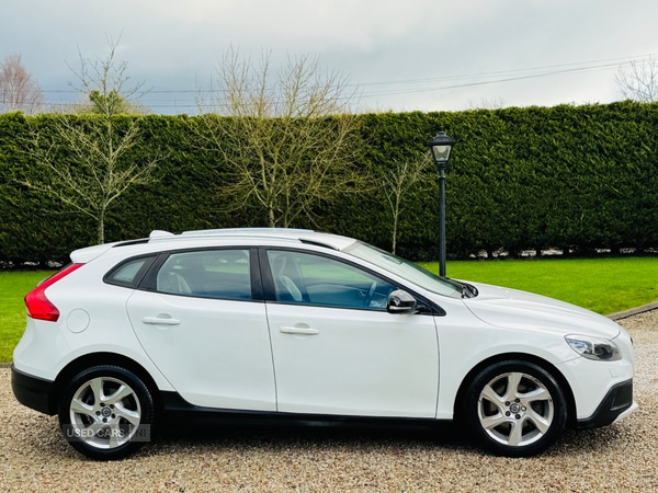 Used Volvo V40 2016 for sale - 76634558: Photo 5