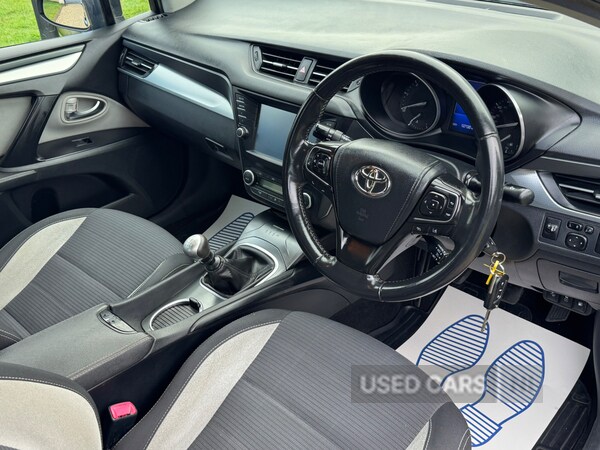 Used Toyota Avensis 2015 for sale - 77840141: Photo 8