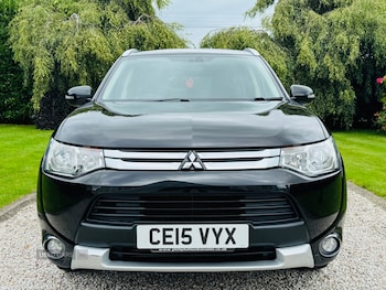 Used Mitsubishi Outlander 2015 for sale - 75415927: Photo