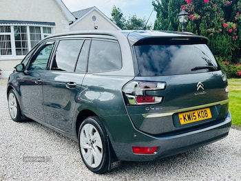 Used Citroen Grand C4 Picasso 2015 for sale - 79280436: Photo