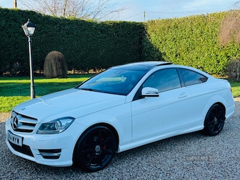 Used Mercedes-Benz C Class 2014 for sale - 77231010: Photo
